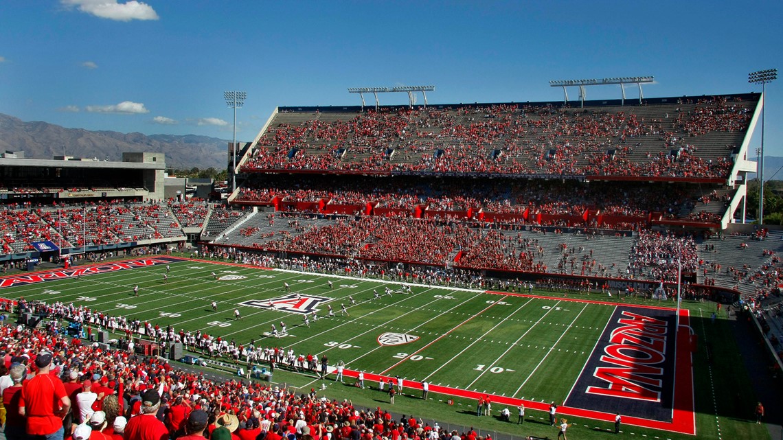 When is Barstool Sports Arizona Bowl?