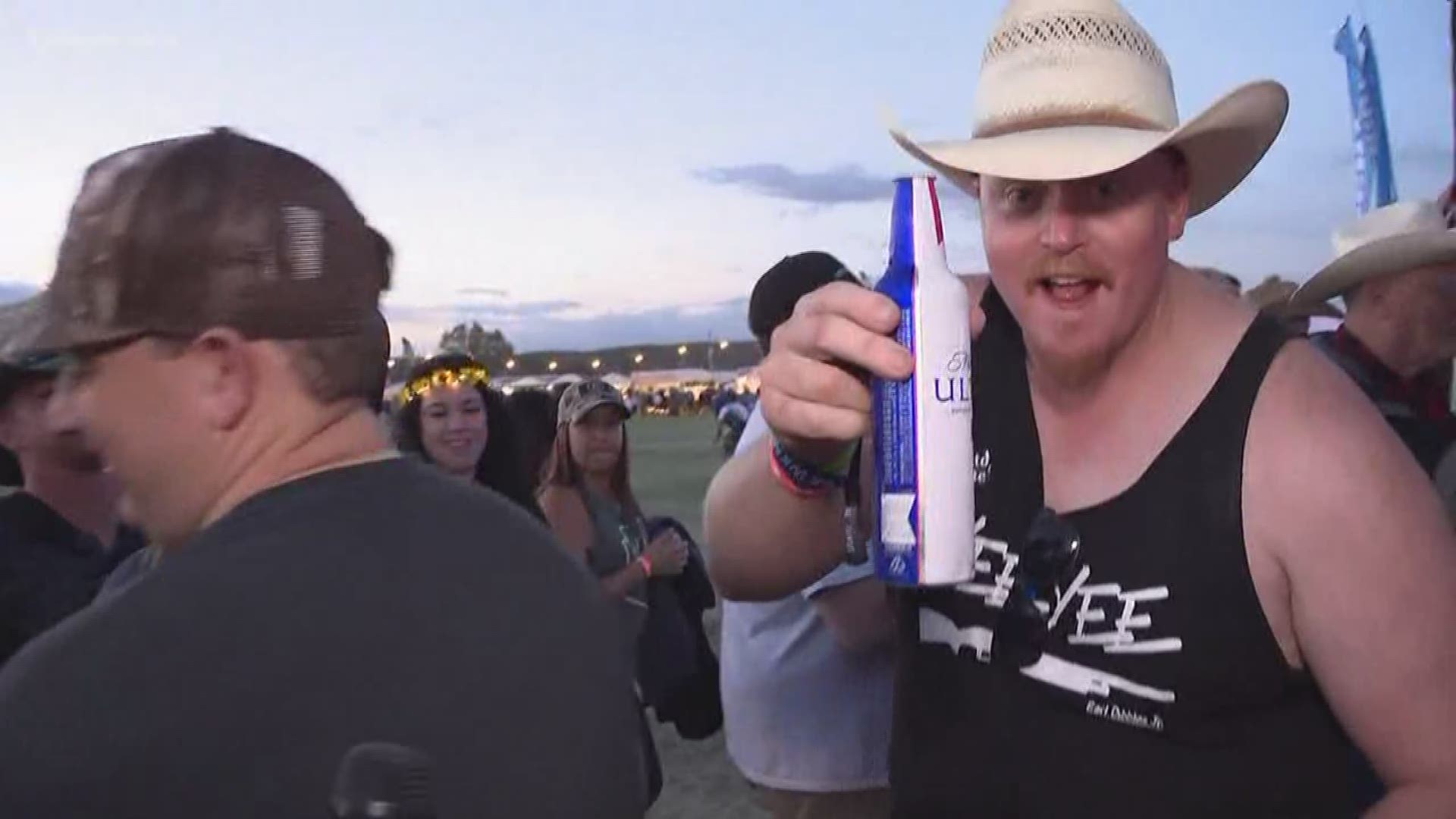 Team 12's Ryan Cody takes us inside the annual country music festival with a look at tips to survive, food options and fan reaction.