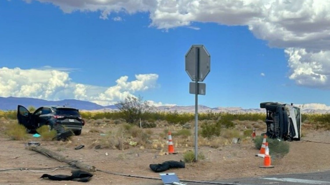 Driver killed after ejected from truck in Mohave County