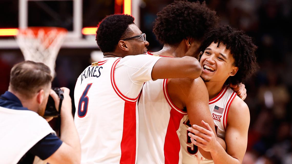 U of A advances to the Final Four for first time since 2001