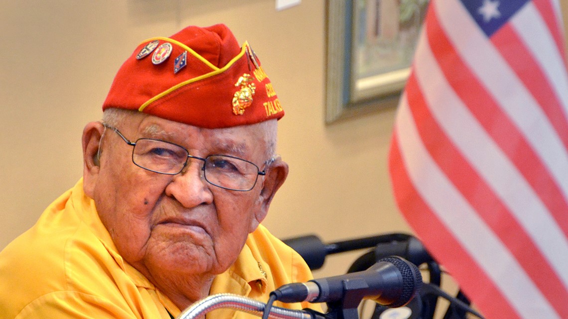 Samuel Sandoval, salah satu Pembicara Kode Navajo terakhir, meninggal pada usia 98