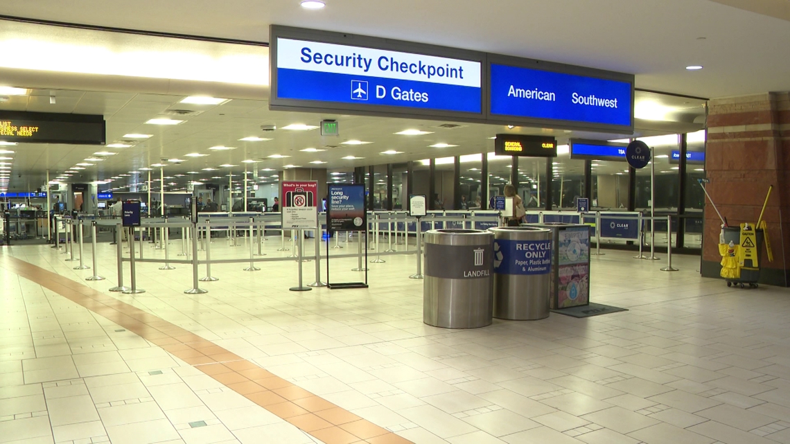 Tracking flight delays at Sky Harbor Airport | 12news.com