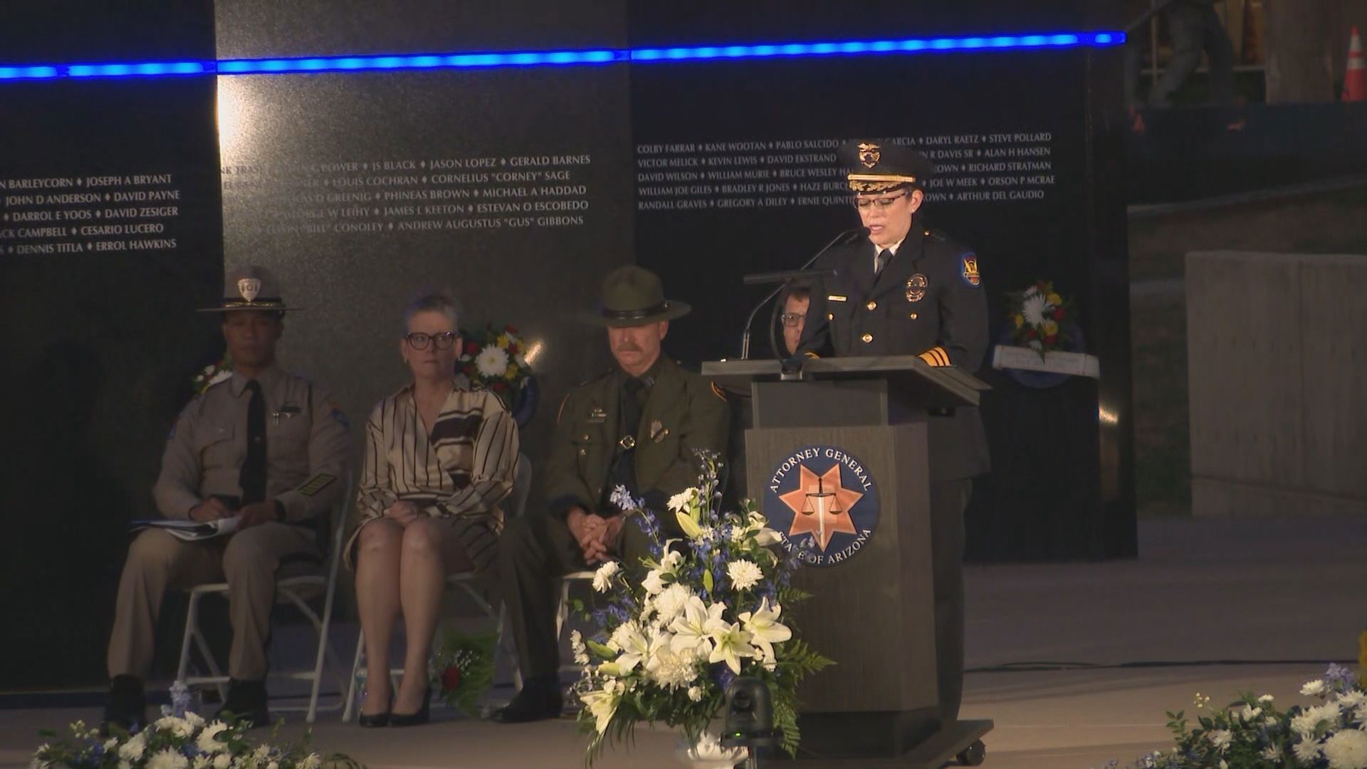 Phoenix officer opens up about father killed in the line of duty ...