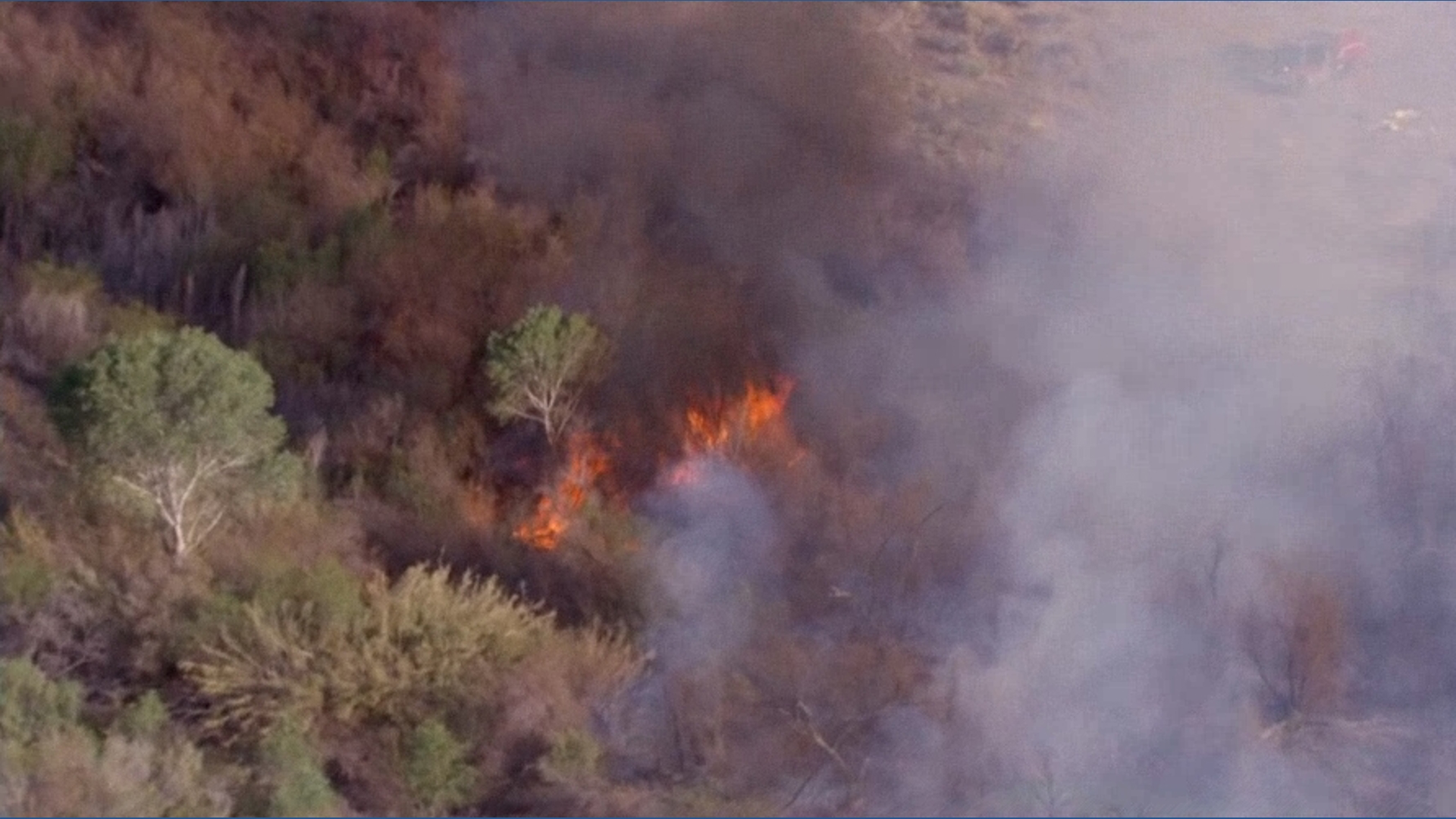 Seeing smoke? Crews responding to brush fire in West Valley | 12news.com