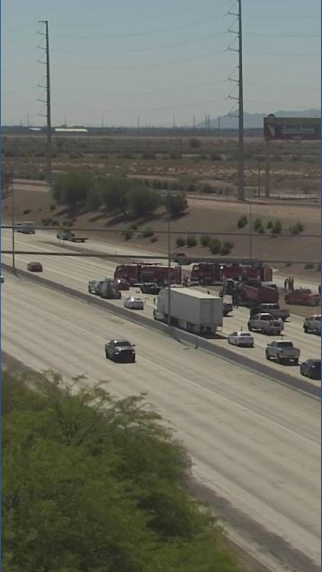 Injuries reported in car crash on Loop 202 in East Valley | 12news.com