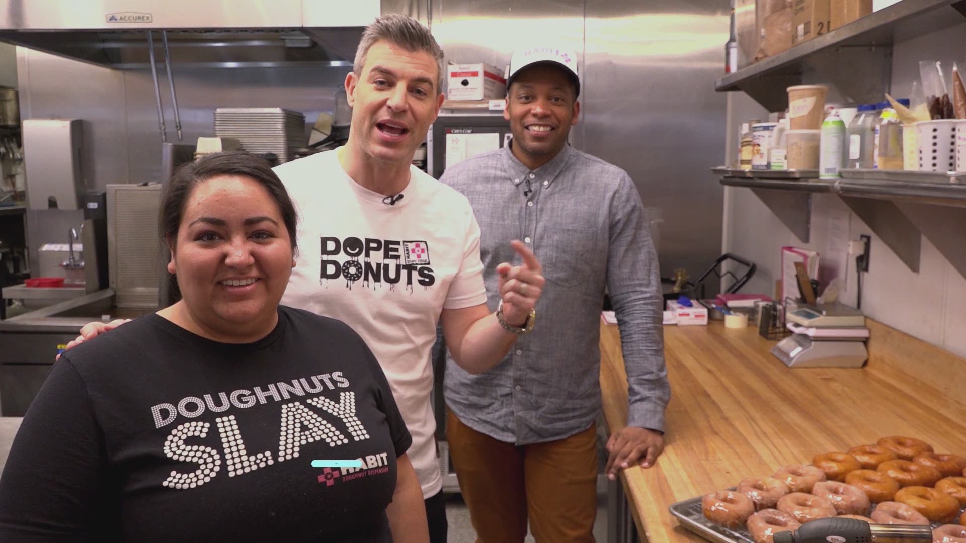 Al Jackson and Jeff Schroeder visited Habit Donut Dispensary in Denver, Colorado. Not only does Habit make amazing donuts, but they also inject their donuts with booze! Jeff and Al tried their hand at making some boozy donuts! 