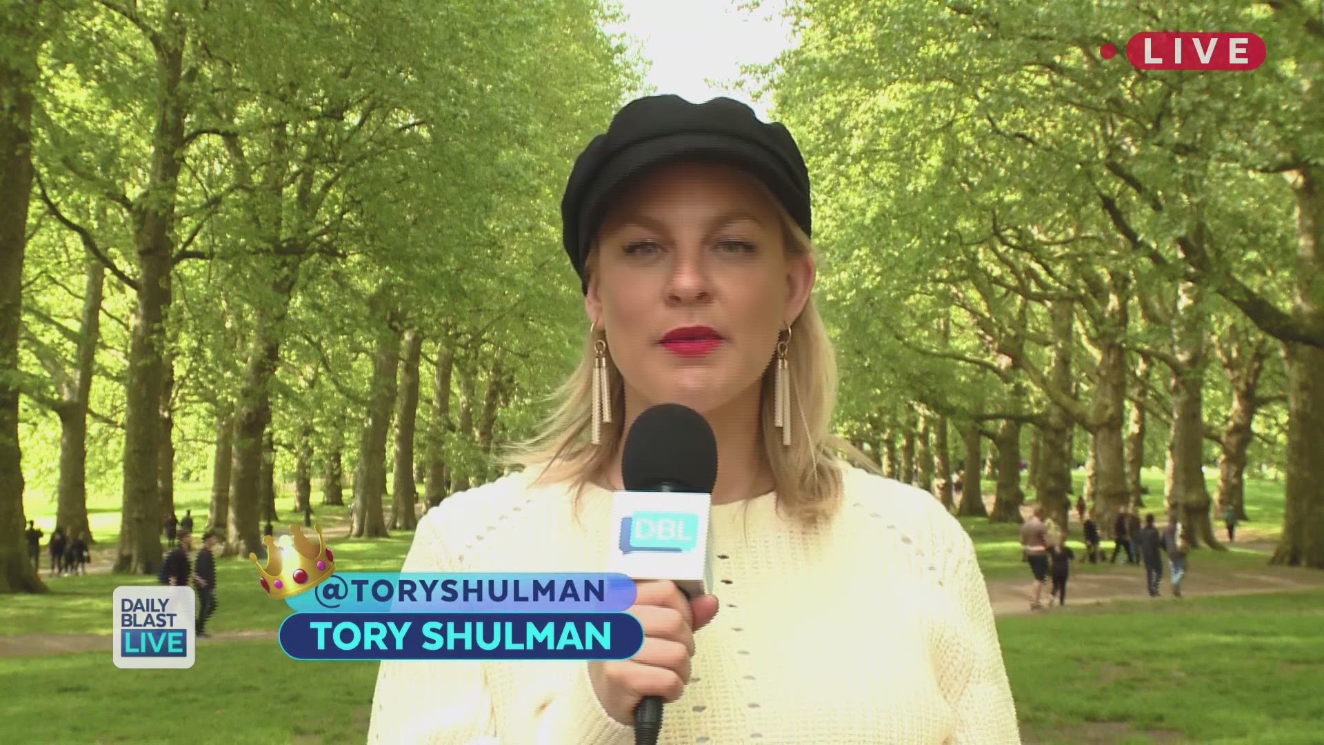 Daily Blast LIVE co-host Tory Shulman is loose in London and tracking all the royal wedding details. Today, Tory takes a double decker bus around the city learning the history of royal weddings, how the natives watch the wedding, and what the Brits really