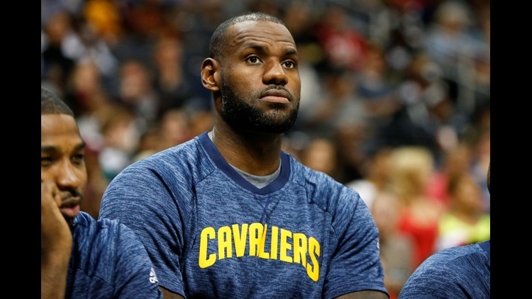 Cleveland Cavaliers SF LeBron James says Donald Trump's remarks are 'trash talk'