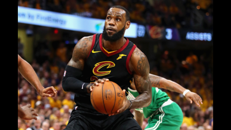 Report: LeBron James to announce Tuesday whether he will stay with or leave Cleveland Cavaliers