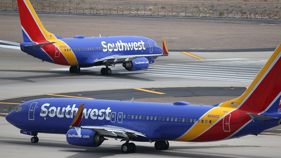 62% dari semua penerbangan Southwest dibatalkan Selasa
