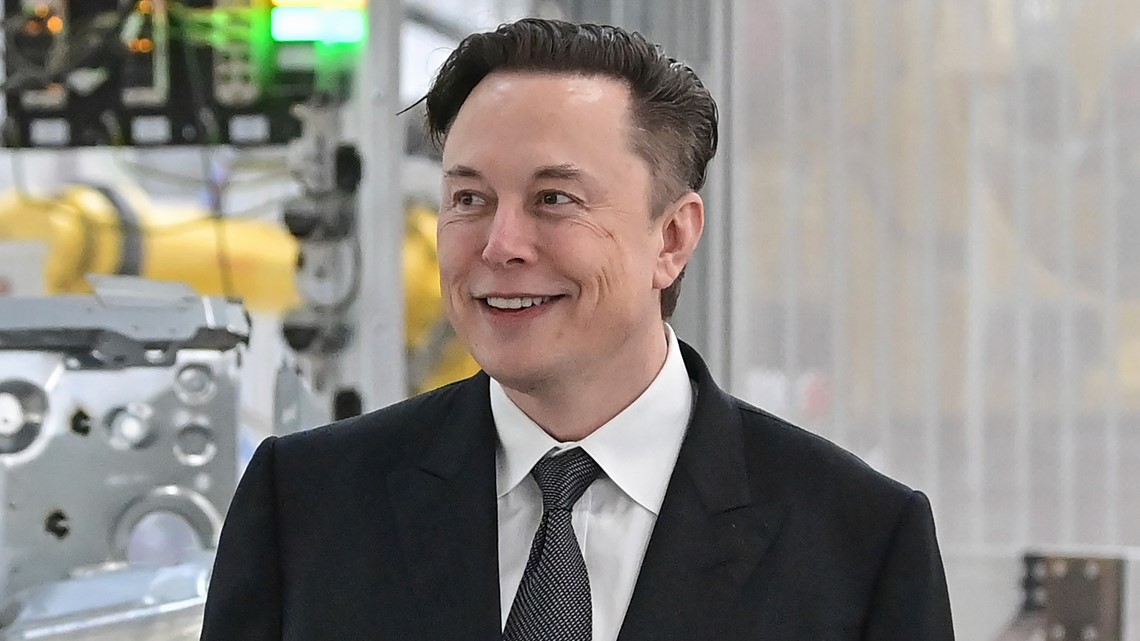 Elon Musk kembali melakukan pembelian Twitter, kata laporan